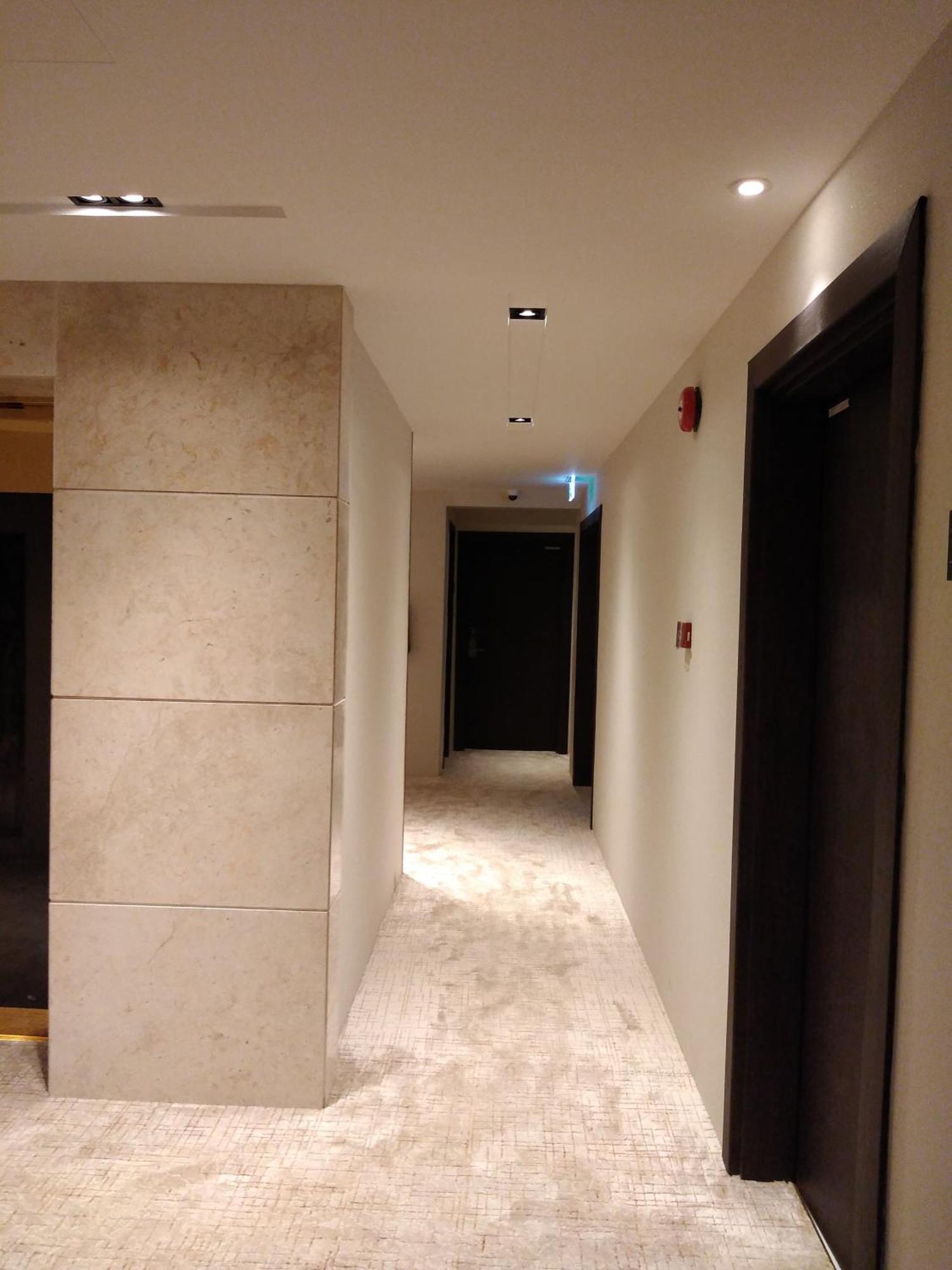 Nebula Hotel Duqm Extérieur photo