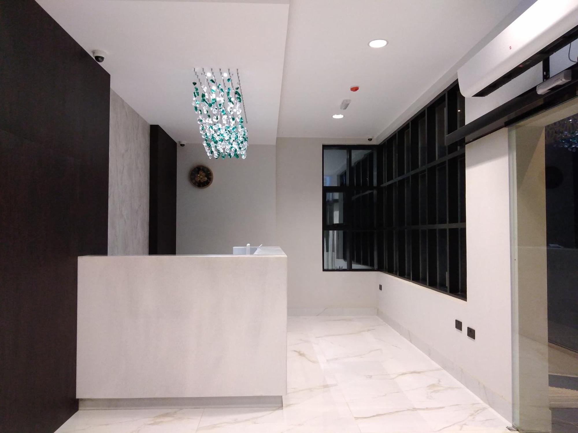Nebula Hotel Duqm Extérieur photo