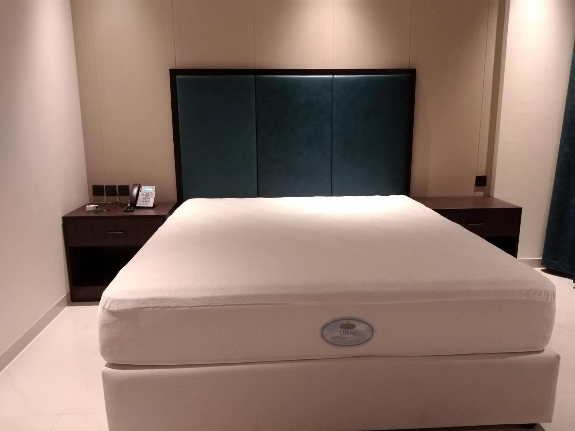 Nebula Hotel Duqm Extérieur photo